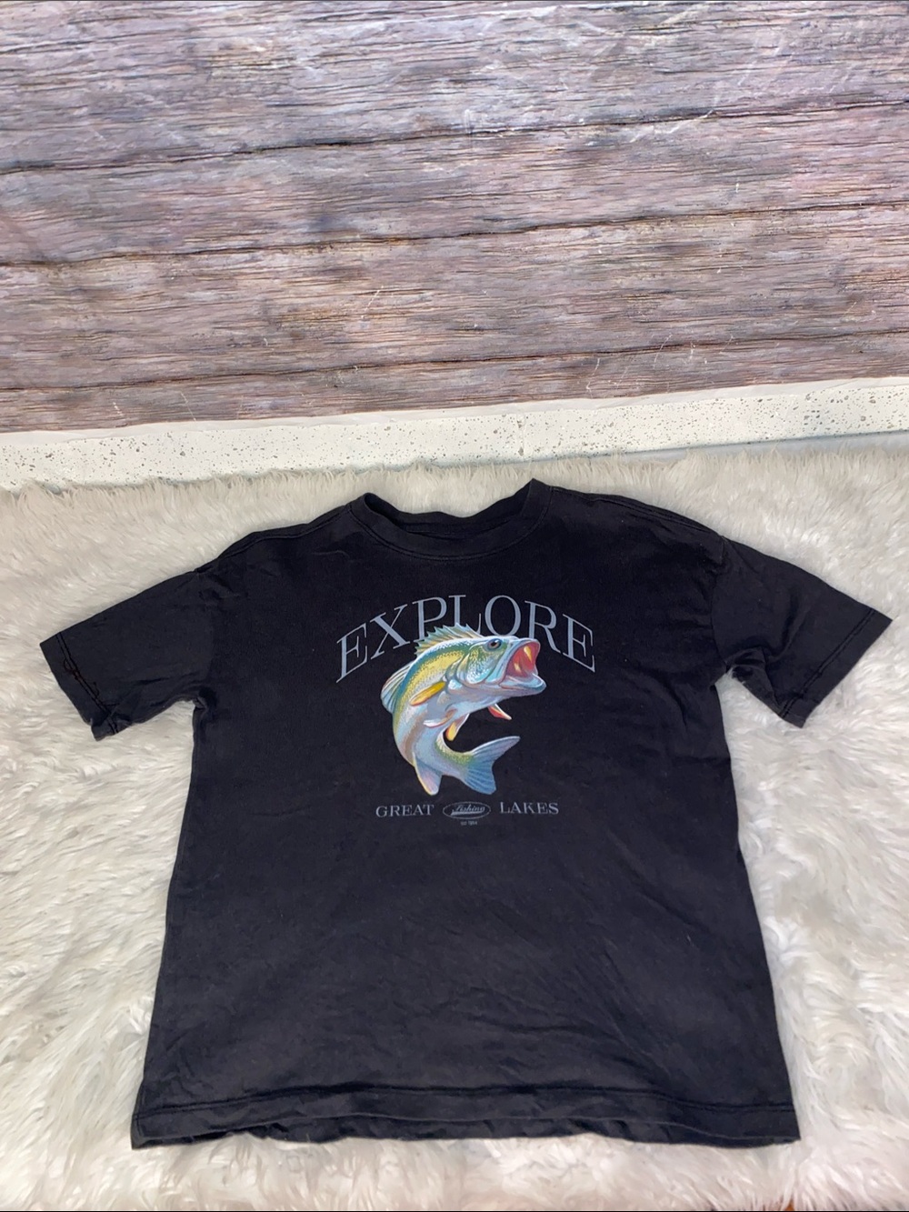 Old Navy Explore Great Lakes Fishing Oversized Boys T-Shirt